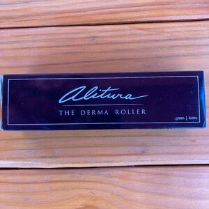 NWB Alitura Derma Roller .5mm Titanium Micro Needles